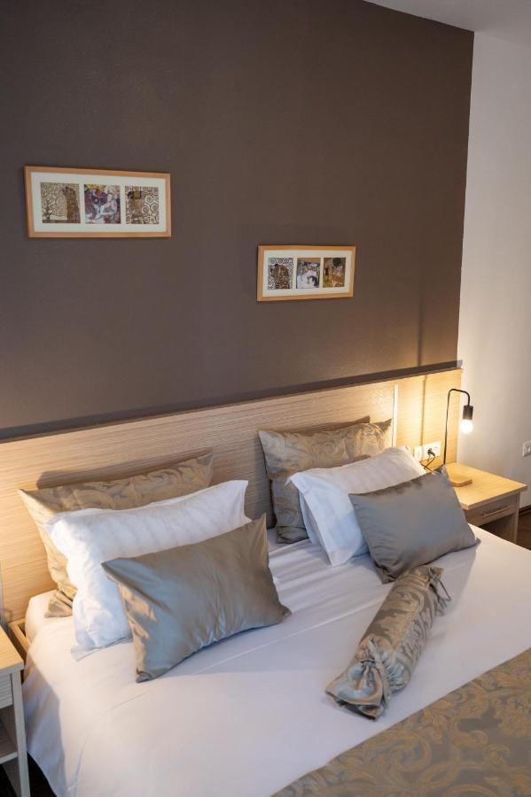 Villa Alpa Умаг Екстериор снимка