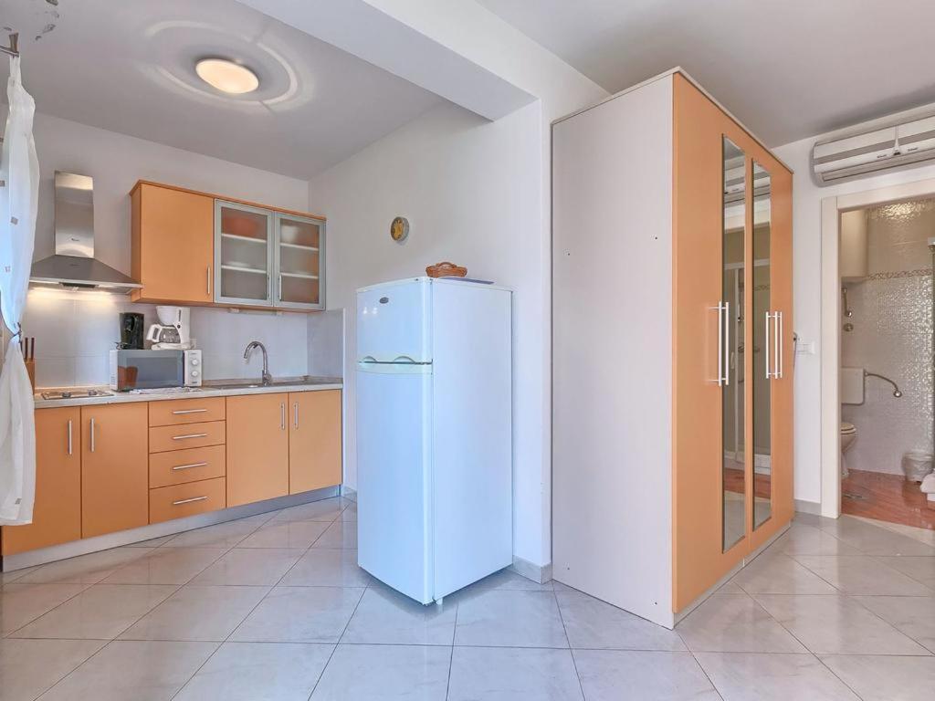 Villa Alpa Умаг Екстериор снимка