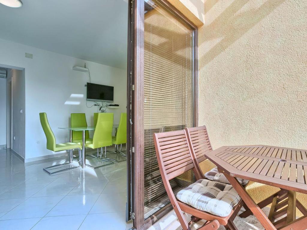Villa Alpa Умаг Екстериор снимка