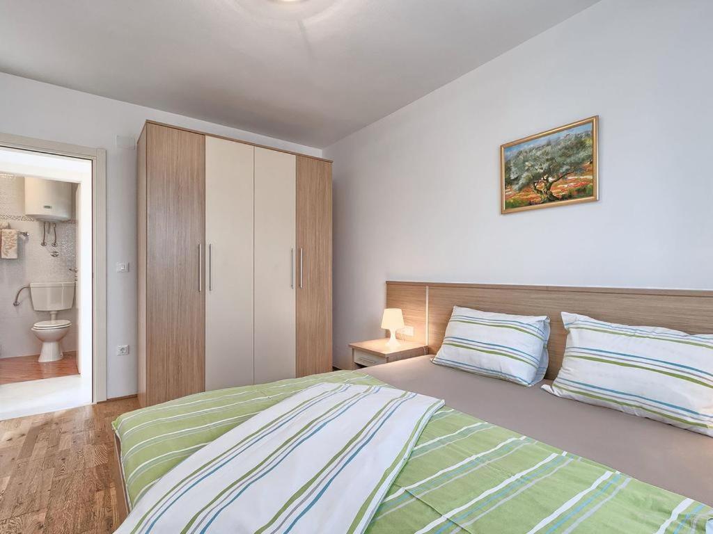 Villa Alpa Умаг Екстериор снимка