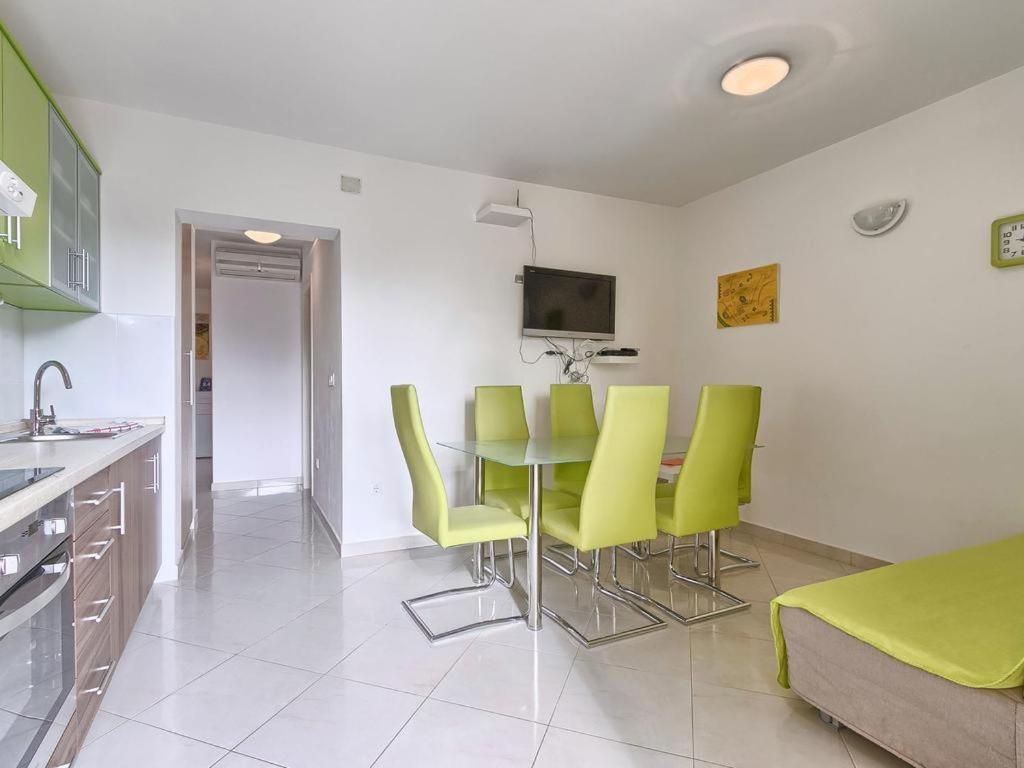 Villa Alpa Умаг Екстериор снимка