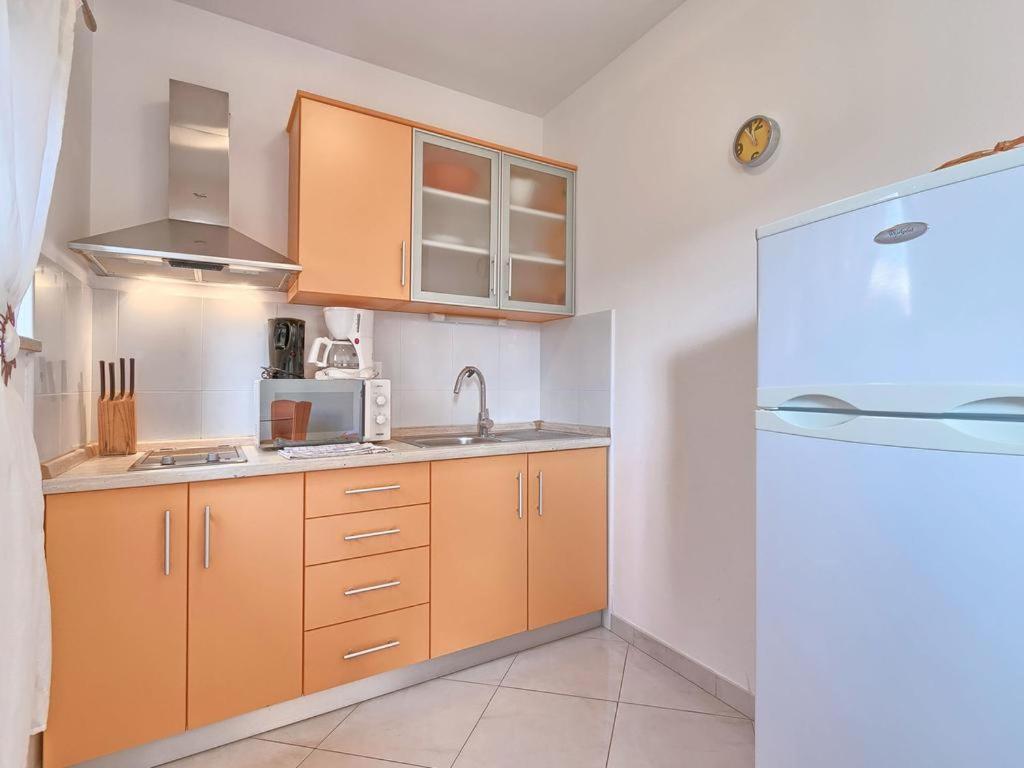 Villa Alpa Умаг Екстериор снимка