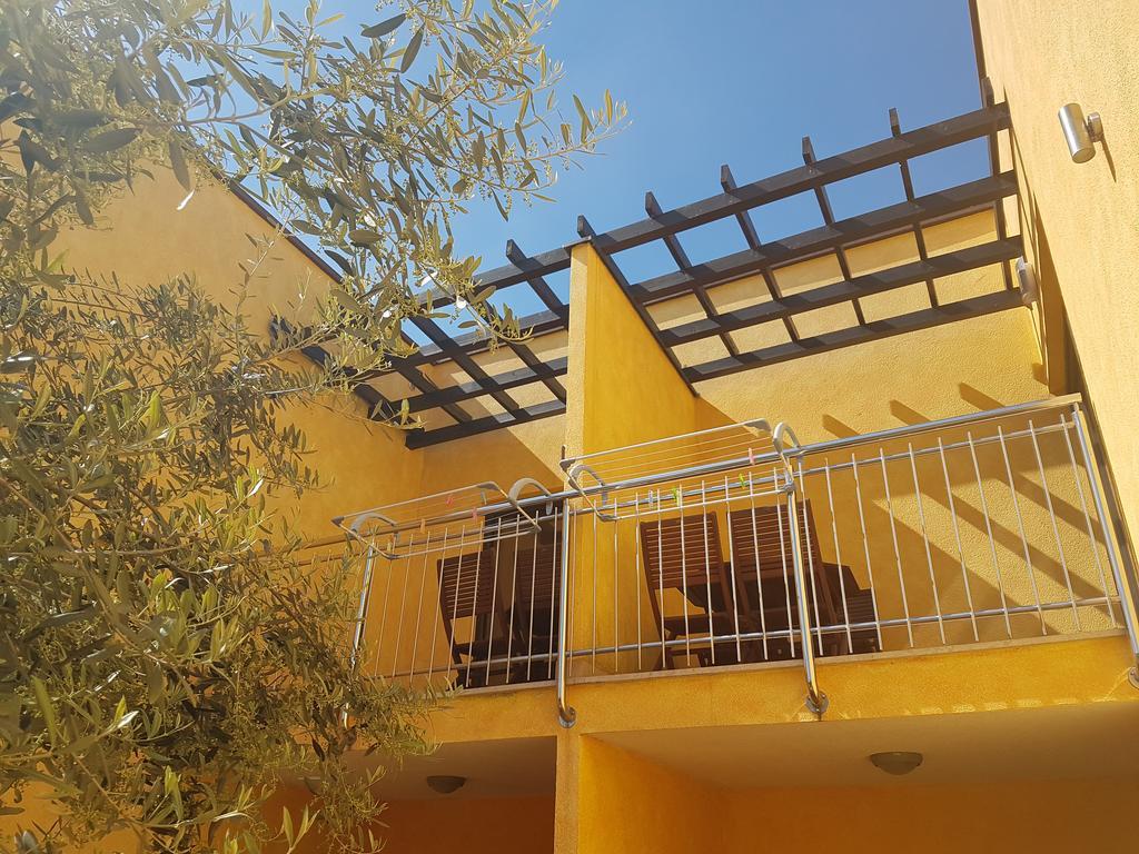 Villa Alpa Умаг Екстериор снимка